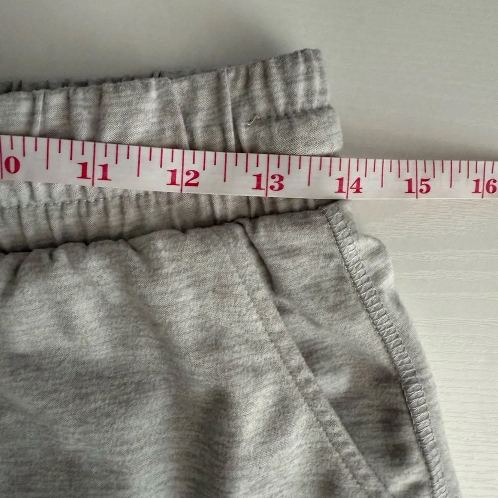 Pacific Trail Women's Cozy Athletic Outdoors Shorts Gray Size S - Picture 3 of 9
